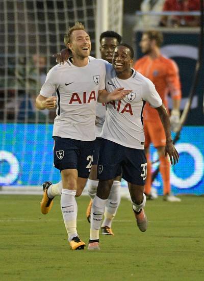 Eriksen maakt indruk met wereldgoal tegen Paris Saint-Germain