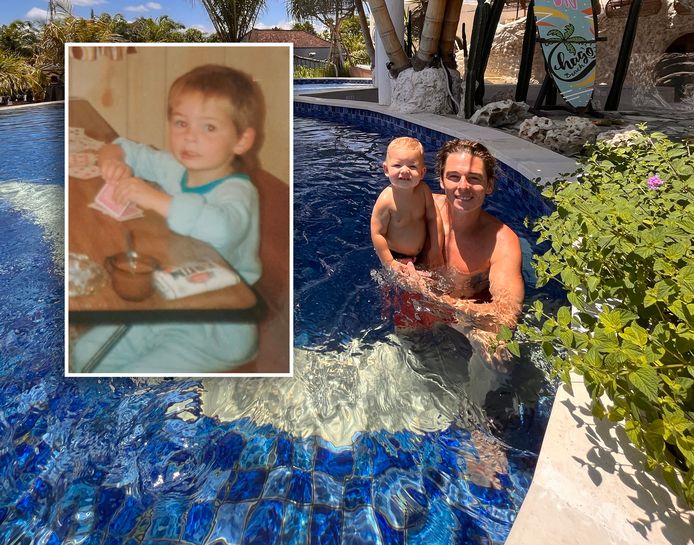 Arno Huijgen links op vierjarige leeftijd in 1992. Rechts ruim dertig jaar later met zijn zoon in het zwembad in Bali.