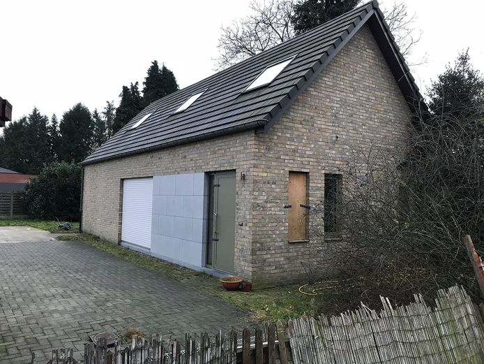 De woning aan de Monseigneur Heylenstraat.