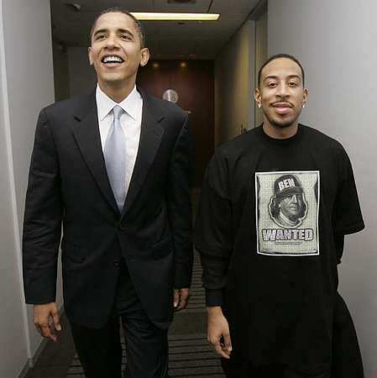 Archieffoto (2006) van Barack Obama en rapper Ludacris. Foto AP/Charles Rex Arbogast Beeld 