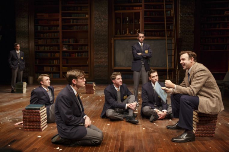Een beeld uit een theateradaptie van ‘Dead Poets Society’.  Beeld Dead Poets Society 