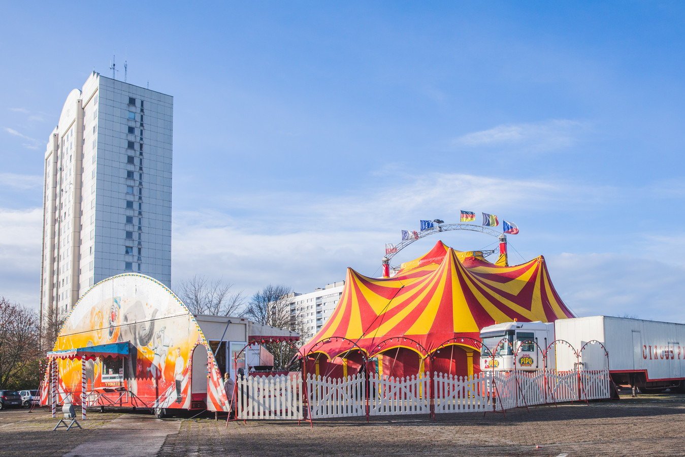 Vanaf Zaterdag Circus Aan De Watersportbaan Tot Het Einde Van De 