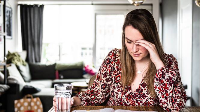 Extreme hoofdpijn beheerst al jaren leven van Marith (24): ‘Studie stopgezet, werken gaat niet’
