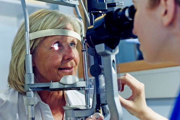 “Staar, ook wel bekend als cataract, is een vertroebeling van de lens”, aldus oogarts Caroline Storimans.