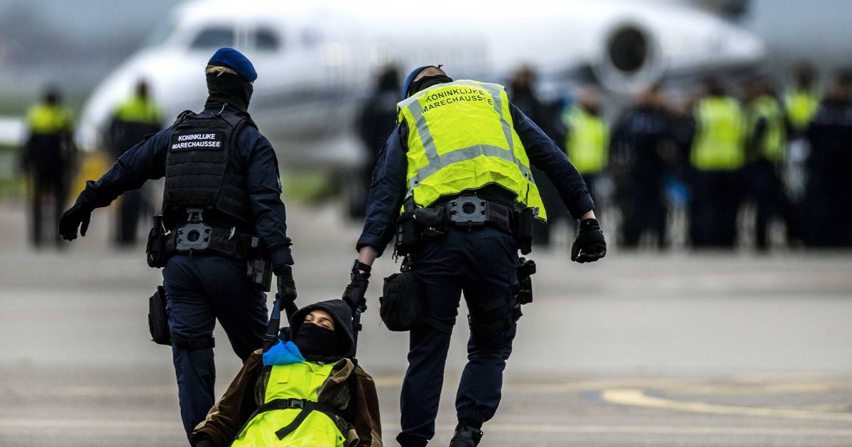 Zahl der Häftlinge auf Schiphol nähert sich 300 Aktionen: „Zunehmend störende Klimaschutzmaßnahmen“ |  Innere