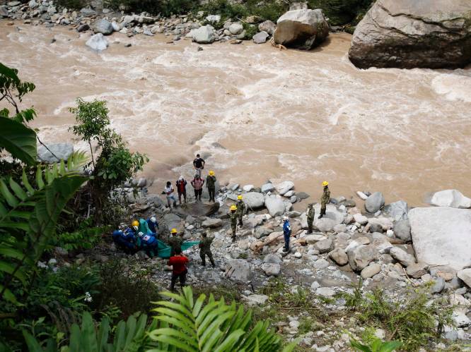 President Colombia breidt noodhulp na aardverschuiving uit