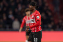 Noni Madueke als nieuwe nummer 10 in het shirt van PSV.