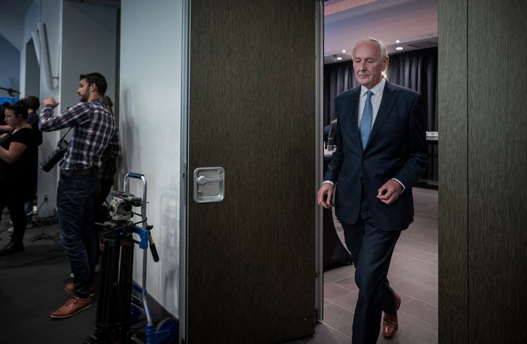 Oud-minister en commissievoorzitter Johan Remkes tijdens de presentatie eind september van het stikstofrapport. Beeld Freek van den Bergh / de Volkskrant