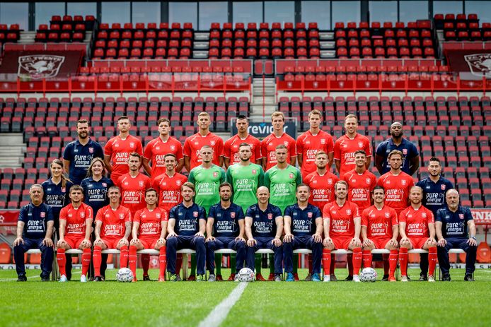 Spelers Fc Twente Zien Af Van Bonus Voor Handhaving In Eredivisie Fc Twente Tubantia Nl