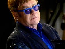 Elton John tente de sauver la chaîne HMV