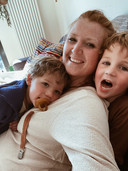Tessa en haar twee kinderen.