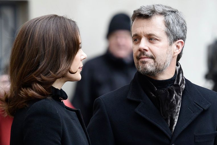 Kroonprins Frederik met zijn vrouw Mary.  Beeld EPA