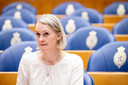 Kamerlid Lisa van Ginneken (D66) wil dat transgenders zelf kunnen beslissen over geslachtsverandering in het paspoort, zonder deskundigenverklaring.