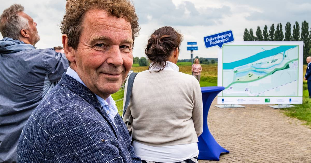 Minister Van Nieuwenhuizen verklaart Gerben Luchtenbelt uit Herxen officieel tot toekomstig eilandbe