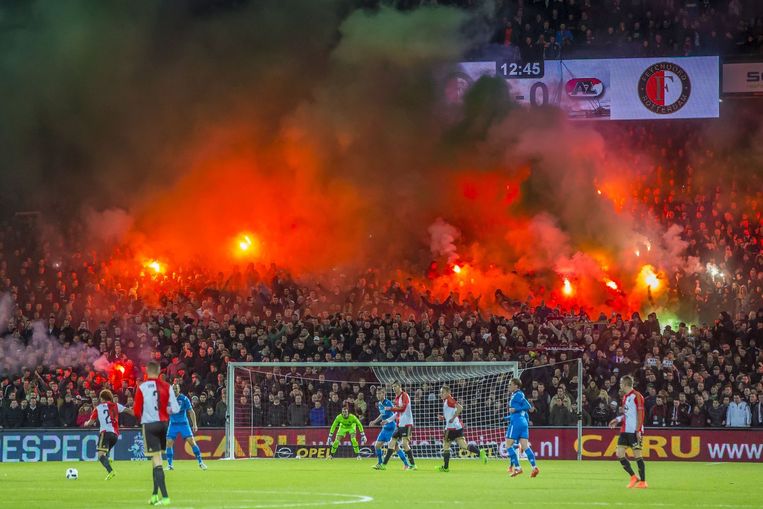 zitten Negen Schotel Feyenoord verslaat AZ en gaat door naar bekerfinale | De Volkskrant