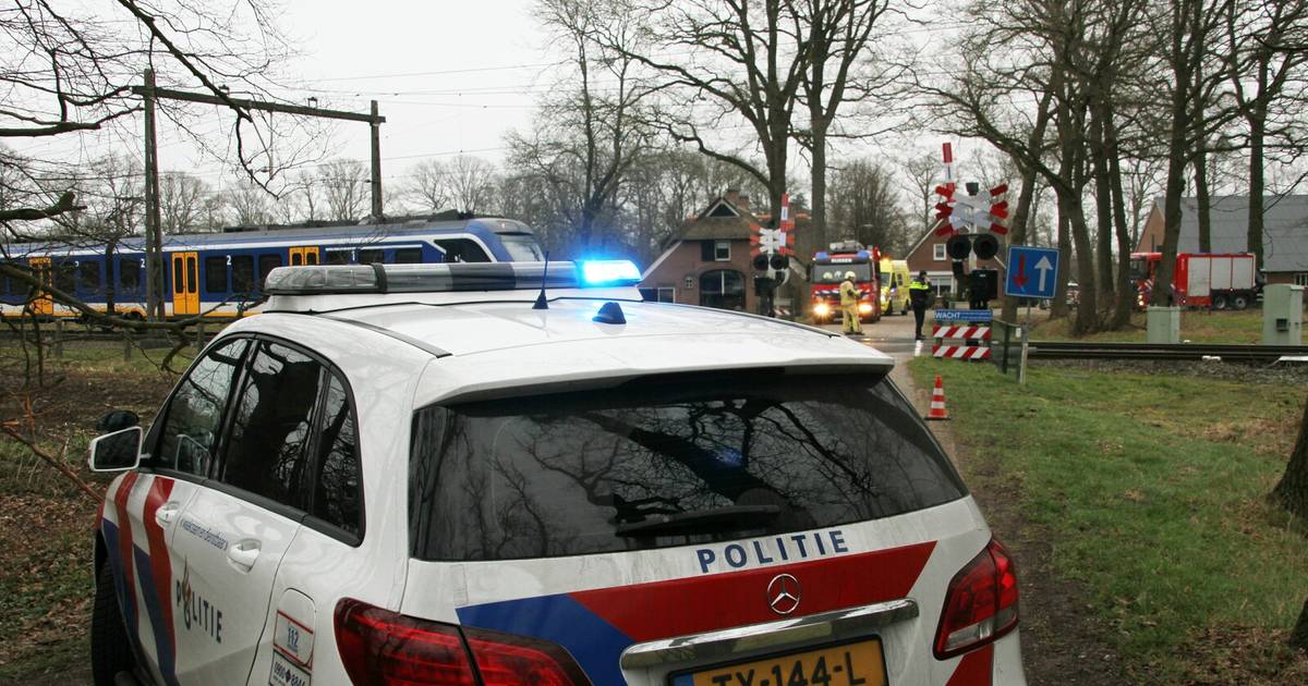 Geen treinen tussen Wierden en Rijssen door aanrijding.