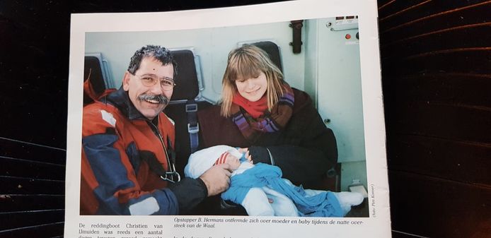 Hoogwater evacuatie Millingerwaard 1995 Michaëla Kaaij en Cyril Schouten