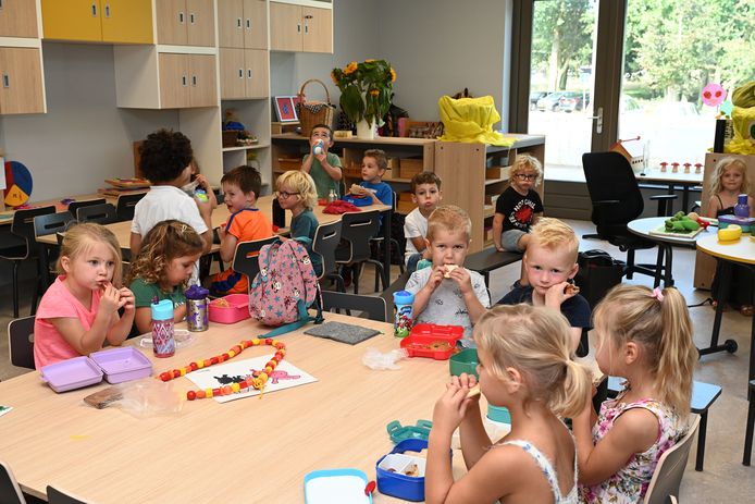 Gratis kinderopvang kan helpen bij het verkleinen van de loonkloof tussen vrouwen en mannen.