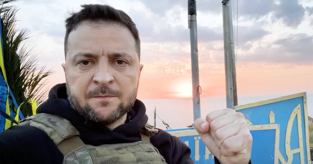 500 giorni di guerra: Zelensky visita l’Isola dei Serpenti, simbolo della resistenza |  La guerra in Ucraina