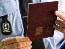 Gemeenten bereiden zich voor op ‘paspoortpiek’, vacatures staan open en noodplannen liggen klaar
