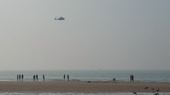 Zoekactie op het strand van Oostende: alle zwemmers werden uit zee gehaald