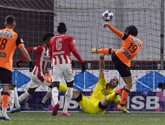 PSV ondanks belabberde eerste helft in Volendam door naar kwartfinale KNVB-beker