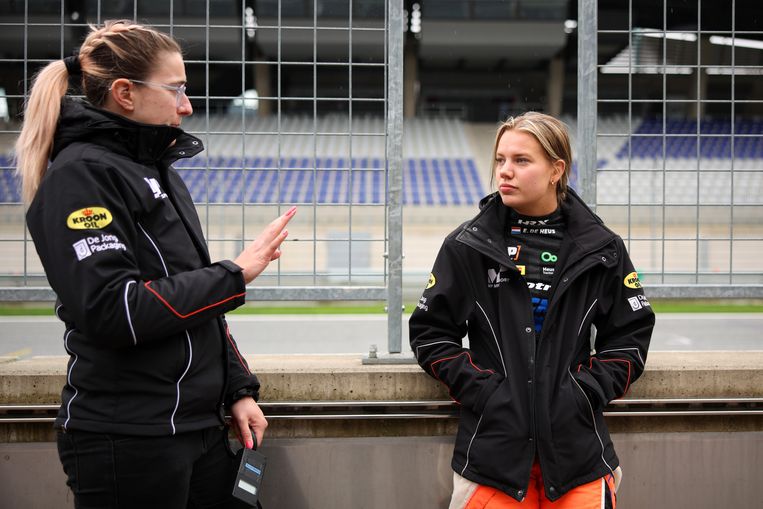 A new racing class for women is nowhere to be found