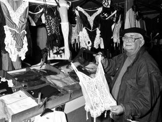 Oom Hans was bekend door frivole ondermode: bodysuits in luipaarddessin als warme broodjes verkocht

