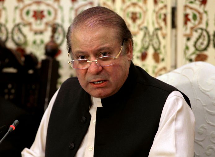 Oud-premier Nawaz Sharif tijdens een persconferentie in Islamabad, eind september.