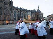 Deventer rukt uit voor botten van de heilige Bernadette: ‘Ik ben een beetje overdonderd’