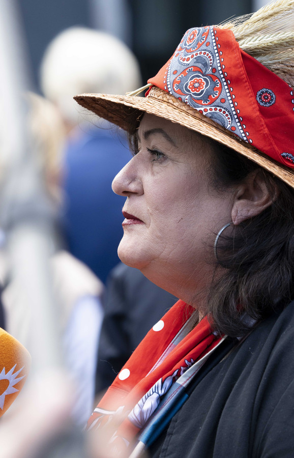 Het dragen van hoeden maakt de wereld mooier Foto AD.nl