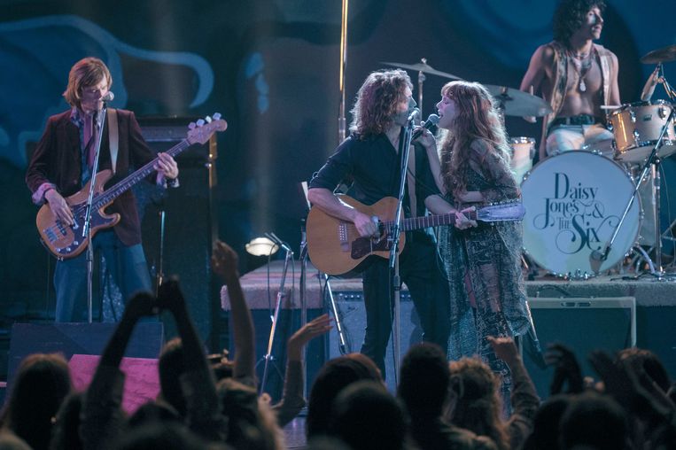 De tiendelige dramaserie 'Daisy Jones & The Six'. Beeld Prime Video