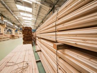 Finse bedrijf produceert alleen nog ‘s nachts om dure energieprijzen te omzeilen