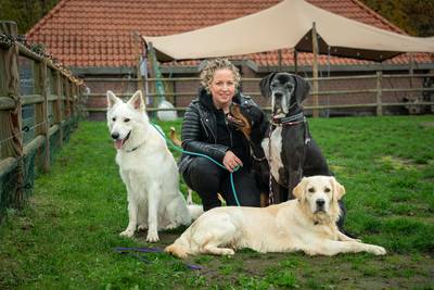 Nanda (42) uit Borne begint eigen hondenschool: 'Het opvoeden van een dier wordt vaak onderschat’