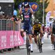 Tim Merlier wint Giro-etappe bij debuut: ‘Wouter Weylandt sprintte met me mee’