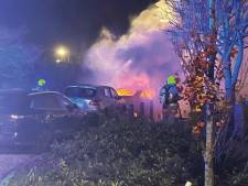Auto in Abbenbroek in brand gestoken, politie zoekt camerabeelden