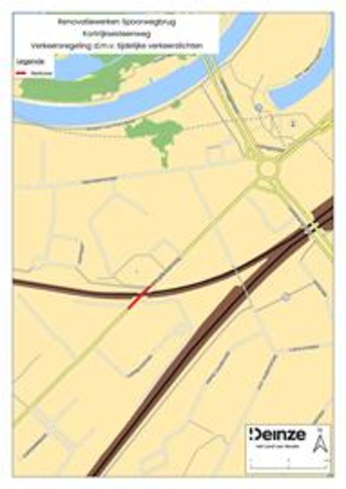 Werken aan de spoorwegbrug in Petegem-aan-de-Leie.