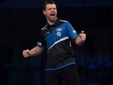 Maik Kuivenhoven wil full time darter worden, maar is reëel: ‘Dan moet iemand me financieel ondersteunen’