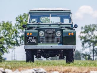 Land Rover van Dalai Lama geveild voor 130.000 euro