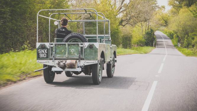 Verloren gewaande show-Land Rover na 50 jaar weer in glorie hersteld