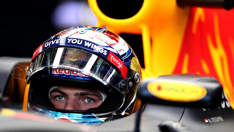 Max Verstappen, die als kroonprins van het Red Bull-imperium regelmatig met Red Bull-baas Mateschitz sprak: 'Hij is zo normaal als je maar kunt wensen, wil nooit op de voorgrond.' Beeld Red Bull Mediahouse
