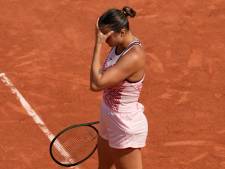 Aryna Sabalenka geeft finaleplek Roland Garros op dramatische wijze weg tegen ongeplaatste Karolina Muchova