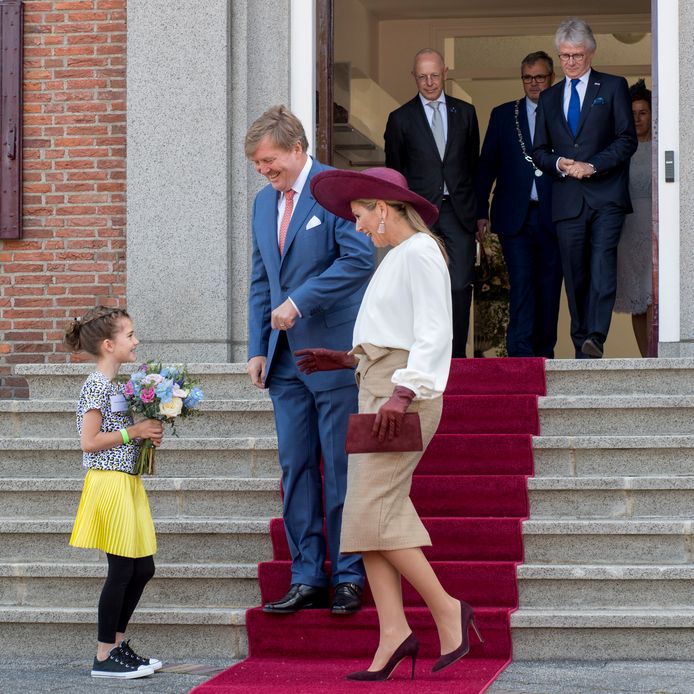 De koning en koningin waren onlangs welkom op het gemeentehuis in Opheusden. Burgers zijn daar volgend jaar ook op vrijdagmiddag welkom.