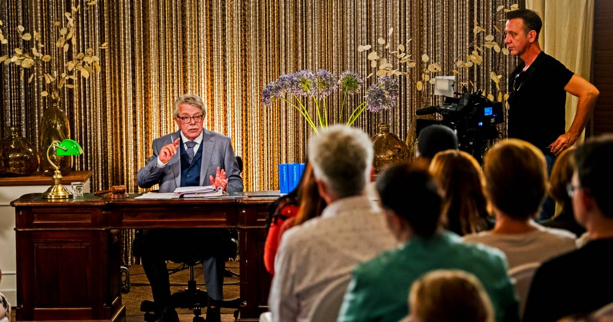 Vanavond op tv: Mr. Frank Visser doet uitspraak en EK ...
