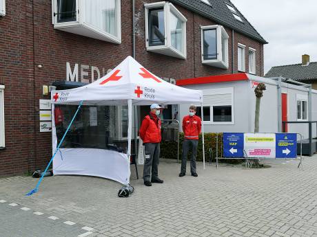 Huisartsenpost gooit roer om: patiënten moeten eerst naar ‘digitale dokter’ om druk te verminderen