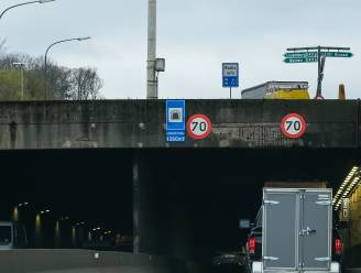 Half uur file op Brusselse binnenring vanaf Sint-Stevens-Woluwe door ongeval in Leonardtunnel