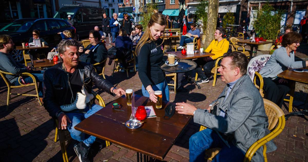 Zo reageert Nederland op einde avondklok en comeback ...