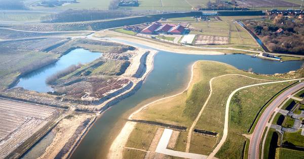 Weurtenaren zetten strijd tegen zandtrucks voort