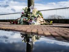 ‘Het was één grote, onverdraaglijke tegenstelling: de schittering van de Spiegelwaal en de nagedachtenis aan een zinloze dood’