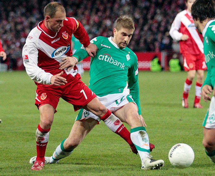 Ivan Klasnic tien jaar geleden in actie bij Werder Bremen.